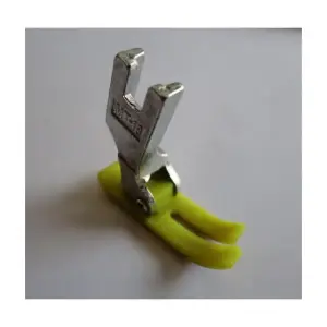 Chân Vịt 2 Đá I Cho Máy May Công Nghiệp, Phụ Tùng Chân Vịt Máy May Hỗ Trợ Ép Và Dẫn Vải Trong Quá Trình May, Thiết Kế Hai Bên Tỳ Giúp Giữ Vật Liệu Ổn Định, Phù Hợp Thay Thế Chân Vịt Máy May