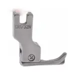 Chân vịt mí phải CR1/32N máy may công nghiệp, chân vịt bù phải 0,8mm loại hẹp, thiết kế dẫn mép bên phải, hỗ trợ giữ khoảng cách đường may ổn định, phù hợp máy may 1 kim tương thích