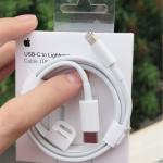 Cáp Sạc Nhanh 20W Type-C to iPhone Full Hộp Zin Linh Kiện, hỗ trợ PD sạc nhanh, dòng điện 3A/2A ổn định, dây dài 1m hoặc 2m, chất liệu TPE/PVC bền bỉ, màu trắng sang trọng, truyền dữ liệu tốc độ cao, mang lại trải nghiệm sạc nhanh an toàn và tiện lợi