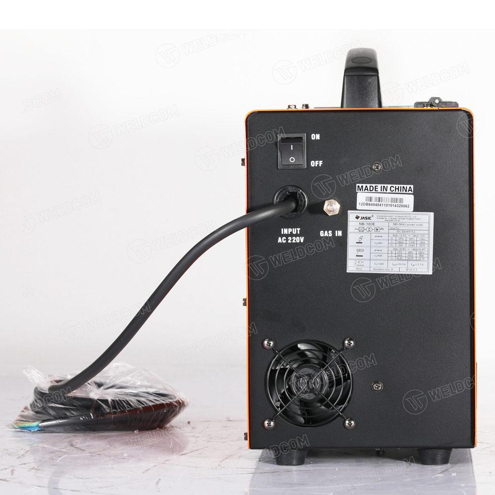 Máy Hàn MIG Đầu Liền JASIC NB - 180E 1 Pha 220V tích hợp hàn MIG/MMA/khí, dòng hàn MIG 30-180A + Que 20-160A, thiết kế gọn nhẹ ~9.8kg, vận hành đơn giản, tiết kiệm điện – giải pháp hoàn hảo cho xưởng nhỏ & dịch vụ sửa chữa