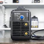 Máy hàn RILAND ARC 200DS, công nghệ IGBT cao cấp, tự động chuyển 220V/380V, tản nhiệt 4 miếng, chống dính que, hàn que Ø2,5-3,2 mm (hỗ trợ 4,0 mm), bền bỉ cho xưởng