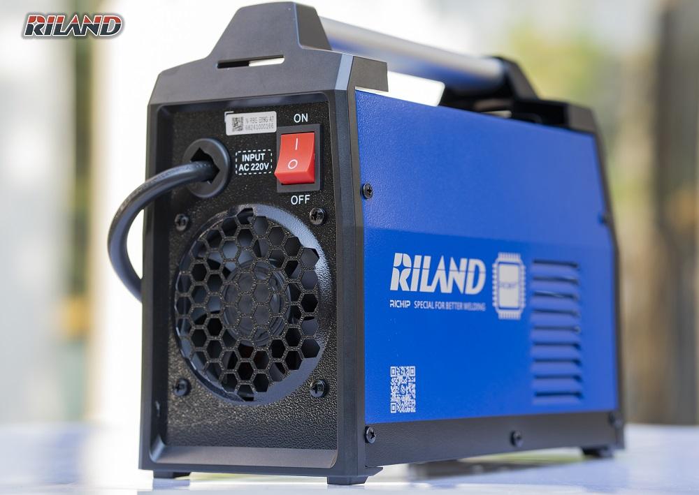 Máy hàn Riland ARC 250DT, công nghệ RICHP mới, hàn que 3,2 mm 100%, chống dính, mồi nhanh, hiển thị lớn, tản nhiệt mạnh