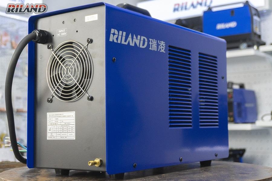 Máy hàn Riland WS 300S hàn vật liệu 0,5-8 mm và điều chỉnh dòng linh hoạt; “máy hàn TIG 300S” đảm bảo chất lượng & độ bền cao.