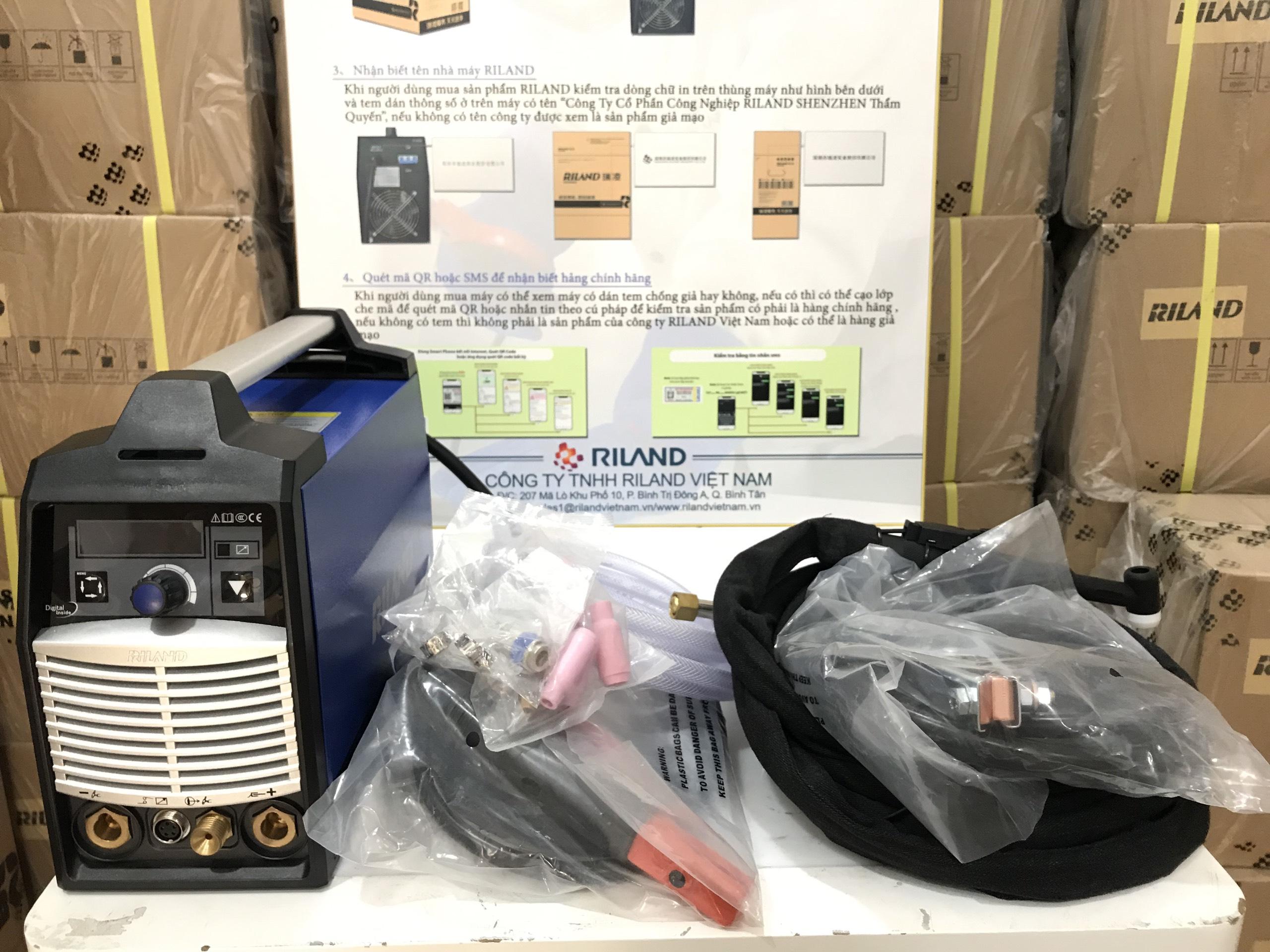 Riland TIG 200PAC/DC GDM, máy hàn đa năng AC/DC, hàn nhôm, inox, que, hỗ trợ 2T / 4T, công suất 3,8 KVA, vỏ kim loại sơn tĩnh điện, nhẹ 6,5kg, chống quá tải & điện yếu, mối hàn đẹp & ổn định