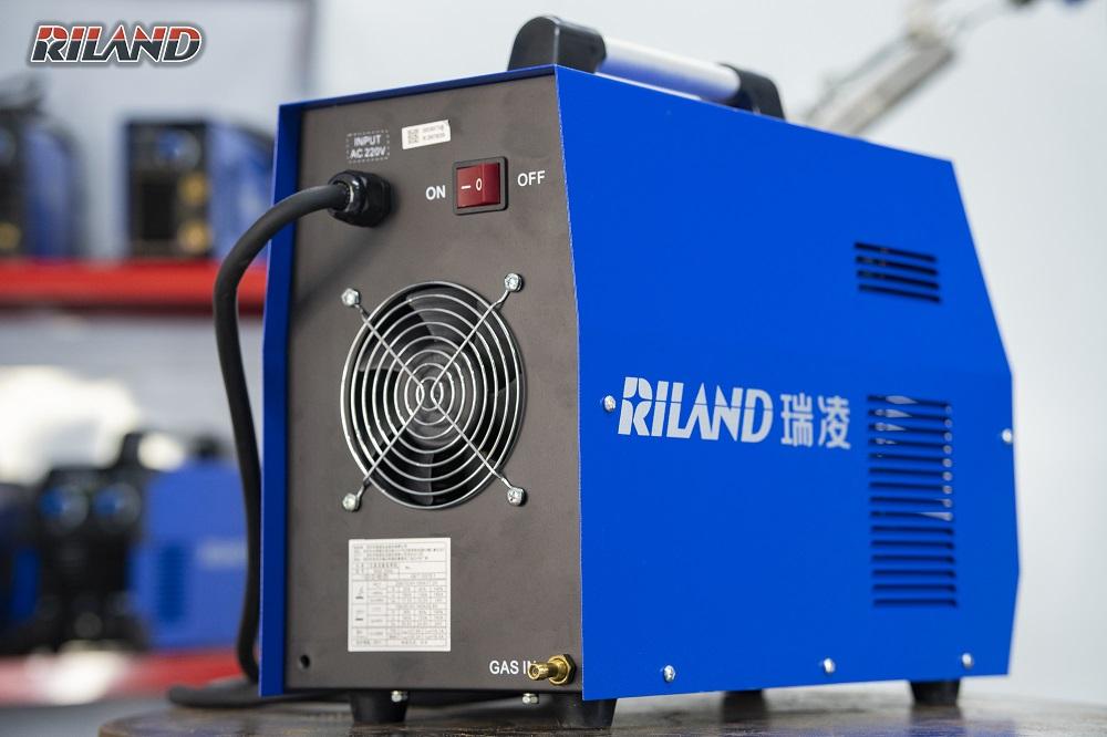 RILAND WSE 200G, máy hàn TIG AC/DC Mosfet, điều chỉnh dòng & độ rộng mối, hỗ trợ 2T/4T, trễ khí linh hoạt, tỷ lệ mồi hồ quang 99%, mánh tản nhiệt hiệu quả, mối hàn đẹp & ổn định