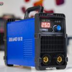 RILAND ZX7 250DE, máy hàn que điện tử, hỗ trợ que Ø4,0 mm, chip RICHP thông minh, tản nhiệt mạnh, mối hàn đẹp, tiết kiệm điện năng